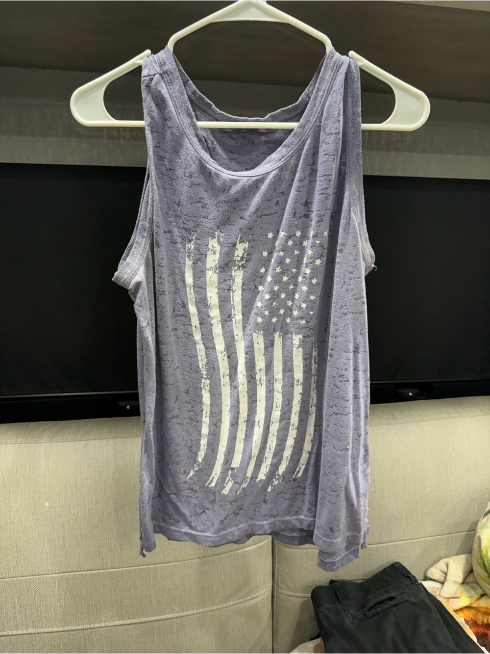 Women’s Distressed American Flag Tank Top Medium Racerback Patriotic Graphic Tee